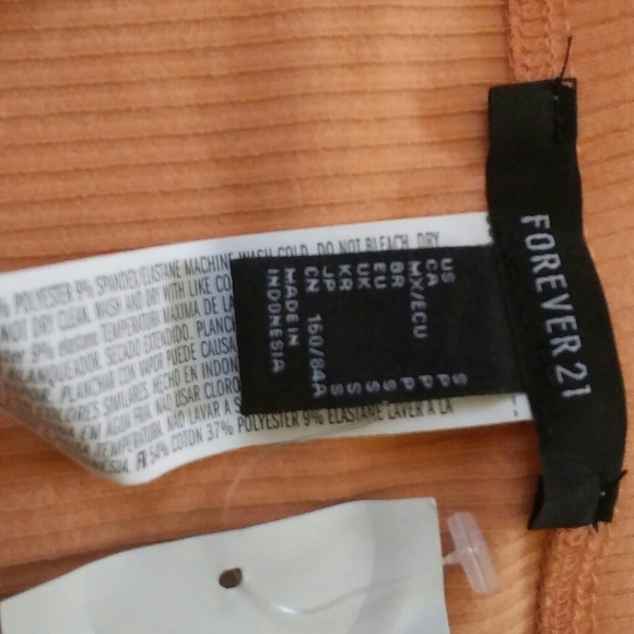 Forever 21 crop top Nwt S - Picture 2 of 2